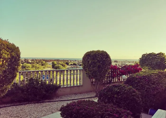 Апартаменты Panorama Court