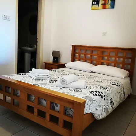 Panorama Court * Paphos